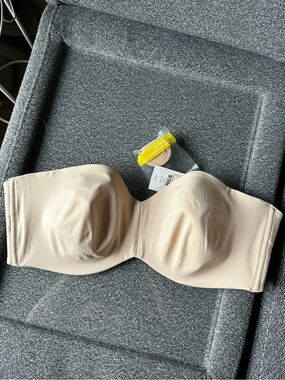 NWT Nude Strapless Bra 32G